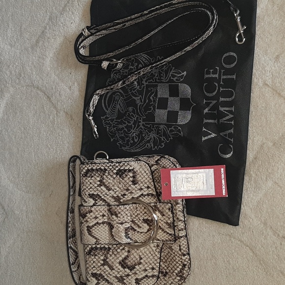 Vince Camuto Genuine Leather Crossbody bag - Picture 5 of 7